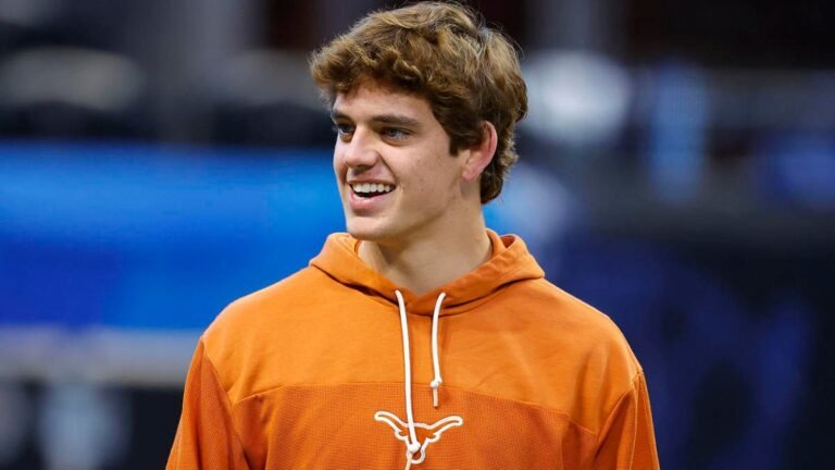 Arch-Manning-opens-up-on-undeserved-attention-as-Texas-new.jpg