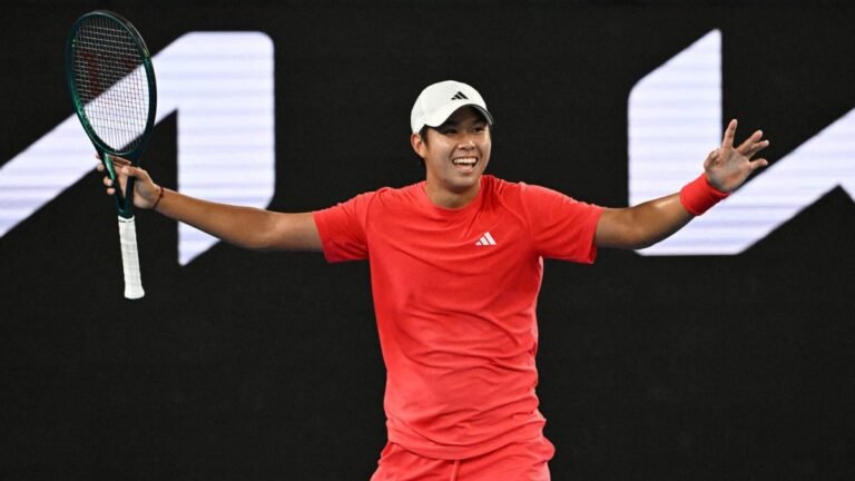 Australian-Open-2025-schedule-results-American-teenager-Learner-Tien-scores.jpg