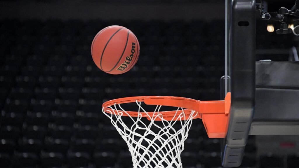 How-to-watch-William-Mary-Tribe-vs-Hampton-Pirates.jpg