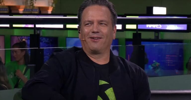 Phil-Spencer-on-multiplatform-strategy-Theres-no-reason-to-put.jpg