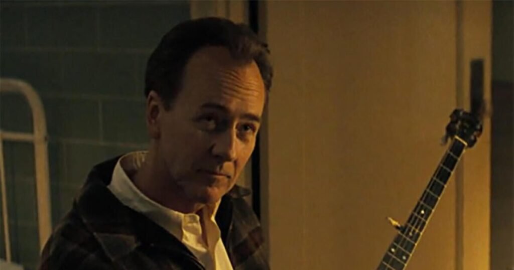 Edward-Norton-on-becoming-Pete-Seeger-in-A-Complete-Unknown.jpg