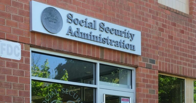 10000-Social-Security-Administration-workers-could-accept-buyout-offer-former.jpg