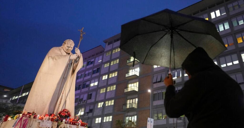 Pope-Francis-didnt-need-mechanical-ventilation-after-respiratory-crisis-the.jpg