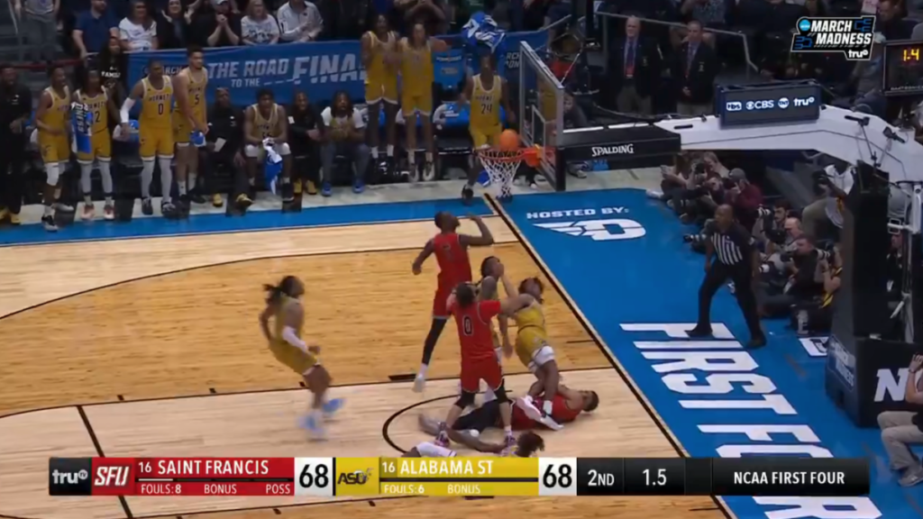 WATCH-First-game-of-March-Madness-ends-in-mayhem-as.png