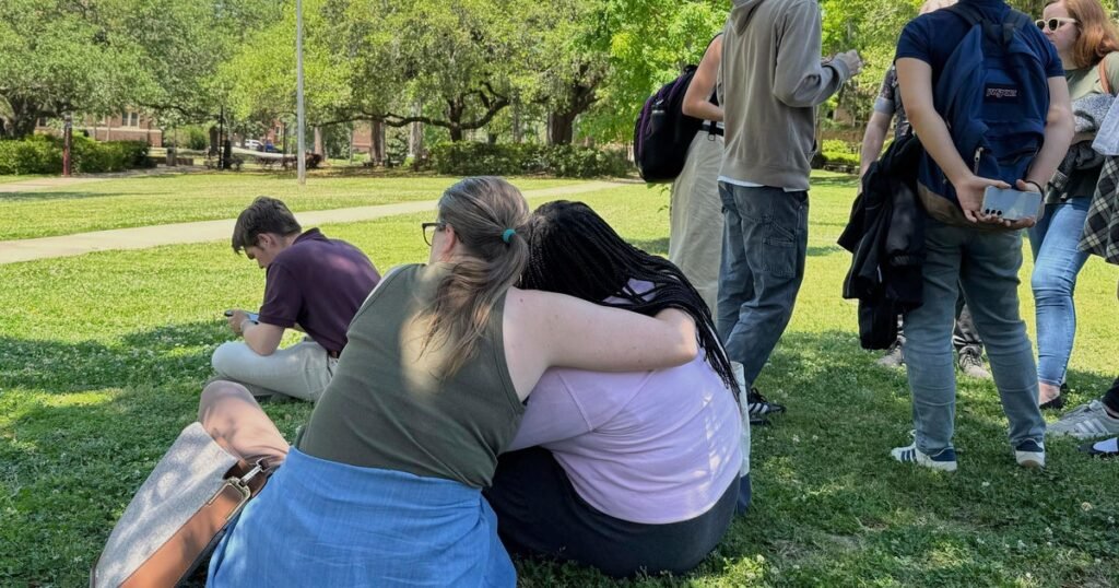 FSU-students-parents-describe-fear-confusion-during-campus-shooting-Im.jpg