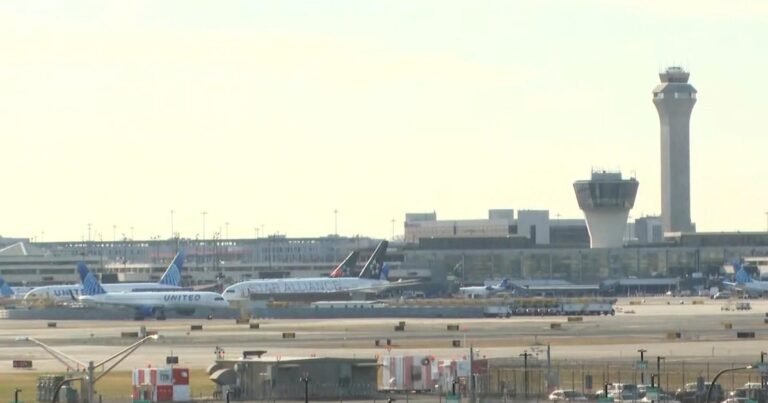 Officials-reveal-air-traffic-control-outages-at-Newark-airport-that.jpg