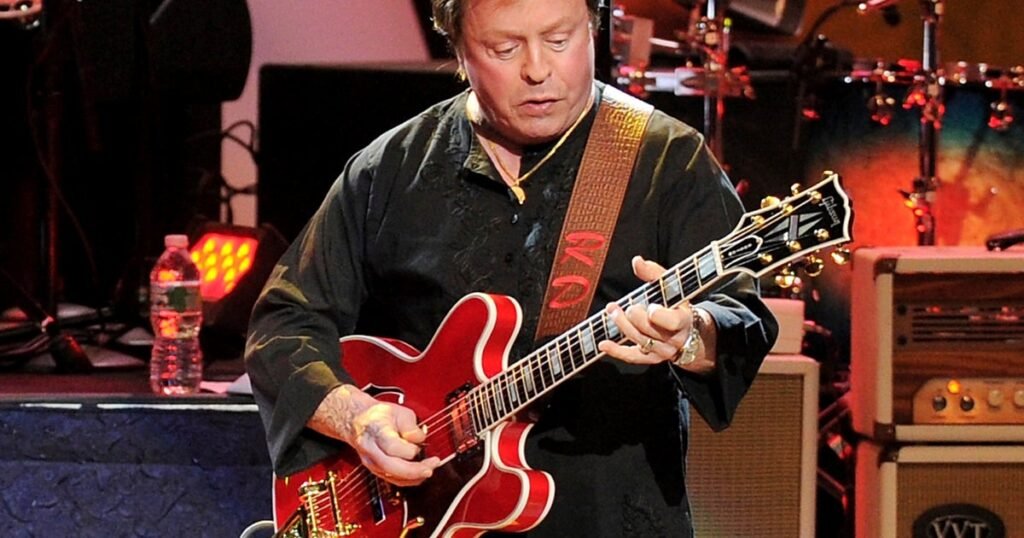 Rick-Derringer-who-shot-to-fame-with-Hang-On-Sloopy.jpg