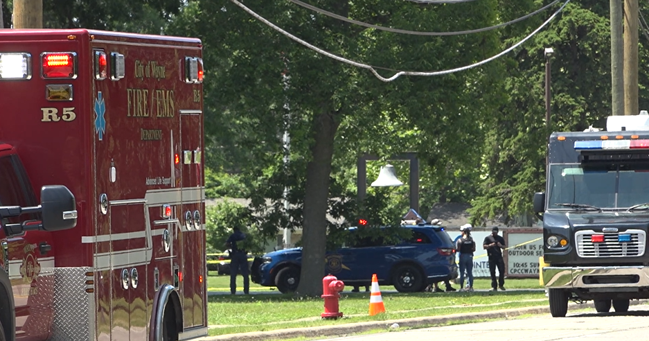 1-injured-suspect-dead-after-shooting-at-church-in-Wayne.png