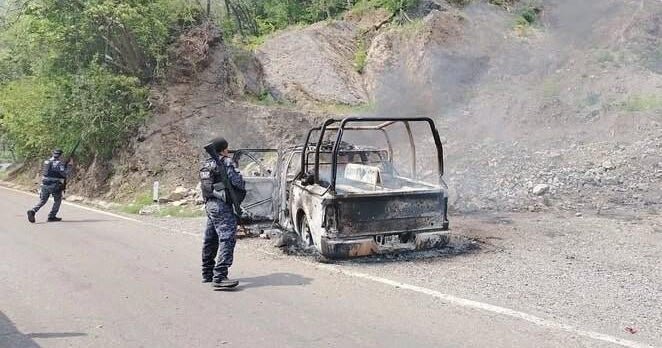 5-police-officers-dead-after-being-attacked-and-ambushed-in.jpg