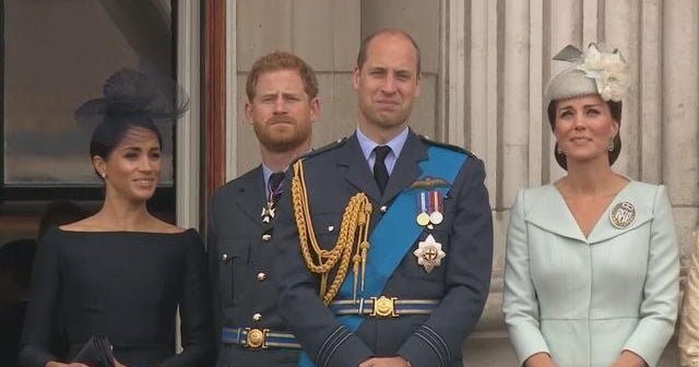 Buckingham-Palace-reels-from-Harry-Meghans-surprise-announcement.jpg