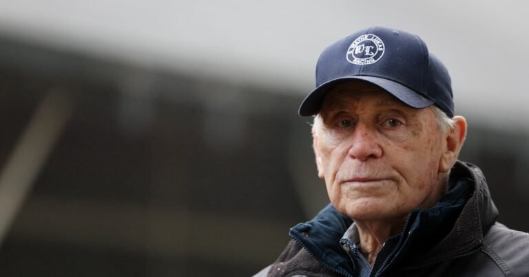 D-Wayne-Lukas-15-time-Triple-Crown-race-winning-trainer-and.jpg