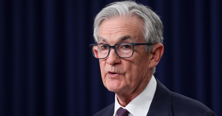 Fed-Chair-Jerome-Powell-holds-firm-on-interest-rates-resisting.jpg