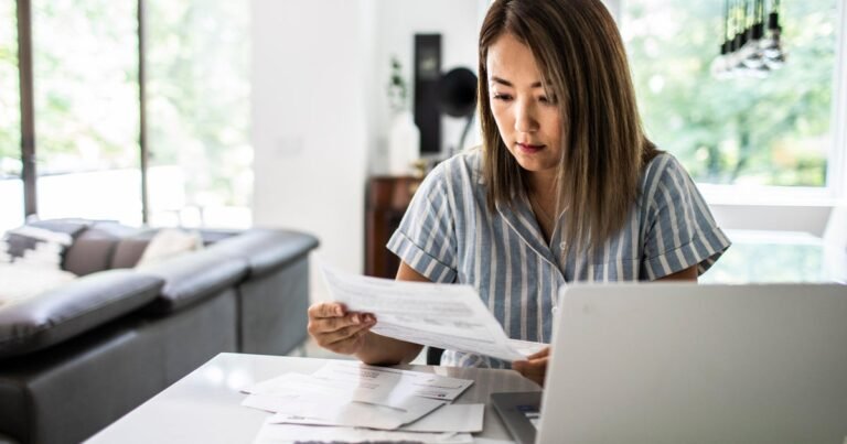 How-much-do-you-need-to-earn-to-feel-financially.jpg