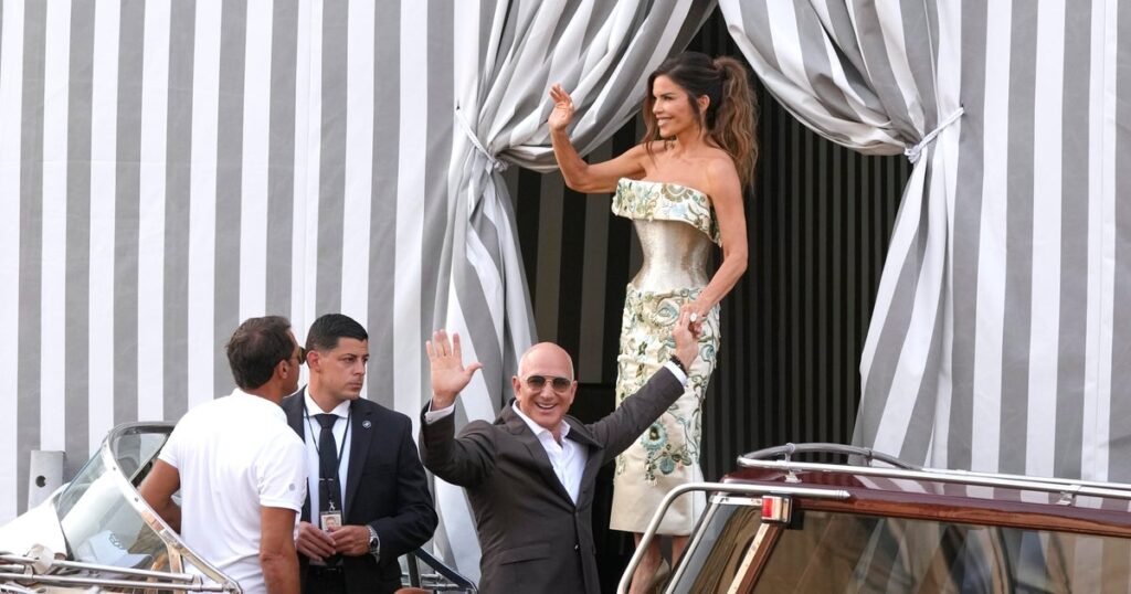 Jeff-Bezos-and-Lauren-Sanchezs-wedding-draws-celebrity-crowd-to.jpg