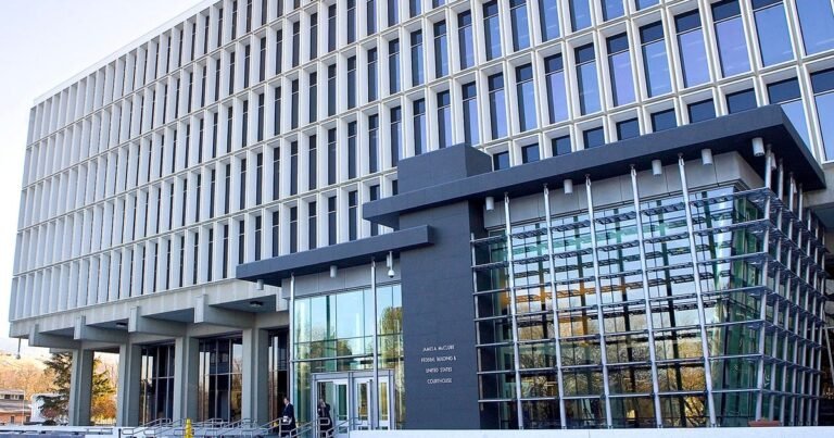 Lawsuit-challenges-new-Idaho-law-that-restricts-benefits-for-undocumented.jpg