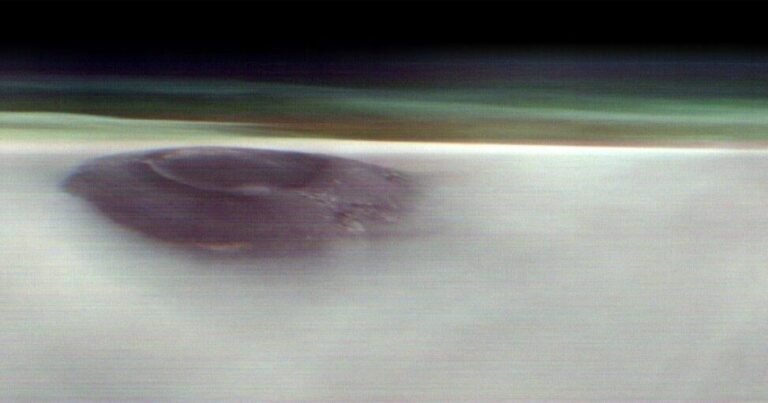 Mars-volcano-twice-as-big-as-Earths-tallest-one-seen.jpg