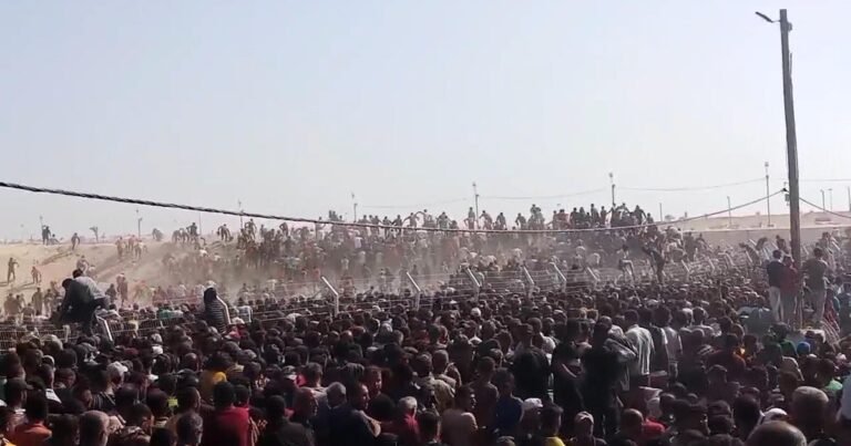 More-than-50-killed-200-injured-in-Gaza-while-trying.jpg