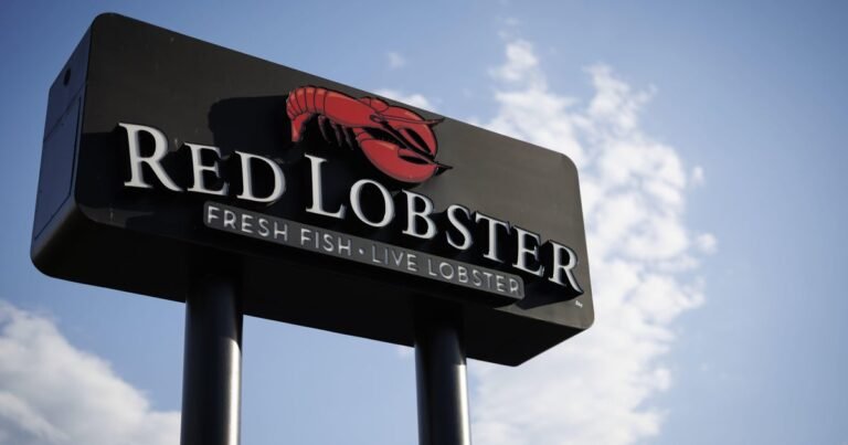 Red-Lobster-claws-its-way-out-of-bankruptcy-after-judge.jpg