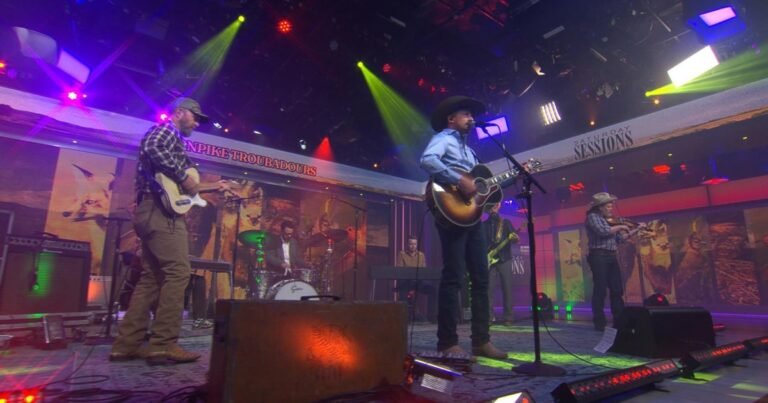 Saturday-Sessions-Turnpike-Troubadours-perform-Nothing-You-Can-Do.jpg