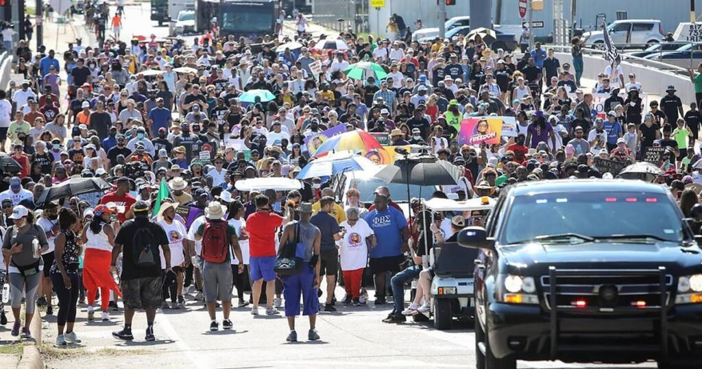 See-photos-of-Juneteenth-celebrations-across-the-US.jpg