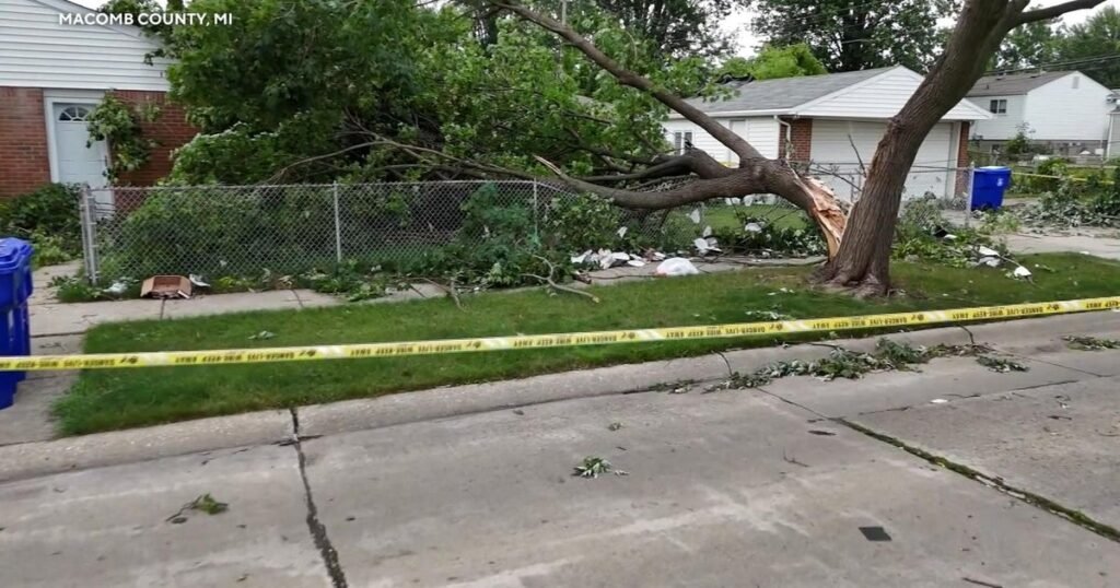 Severe-storms-and-extreme-heat-sweep-across-the-US.jpg