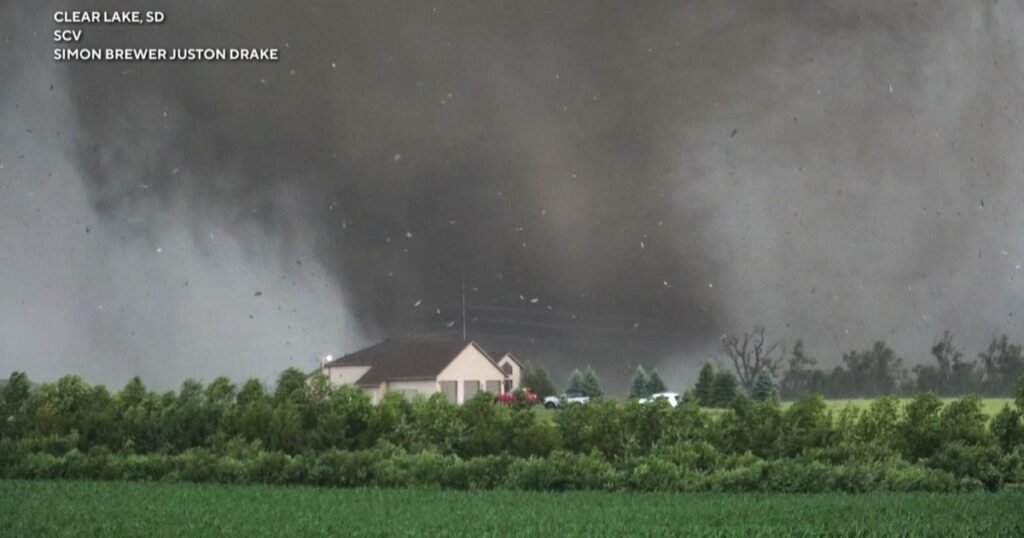 Severe-storms-threaten-Fourth-of-July-travel-across-US.jpg