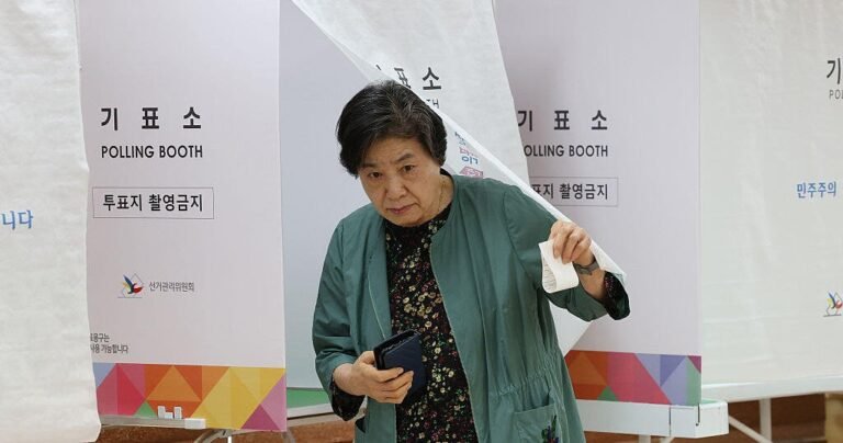 South-Koreans-vote-for-new-president-after-Yoon-Suk-Yeols.jpg
