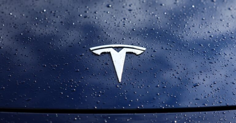 Tesla-raises-prices-on-new-Model-S-and-X-vehicles.jpg