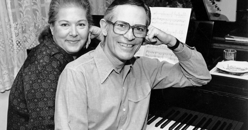 Alan-Bergman-Oscar-winning-lyricist-who-helped-write-The-Way-We.jpg