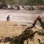 Death-toll-rises-as-desperate-search-for-Texas-flash-flood.jpg