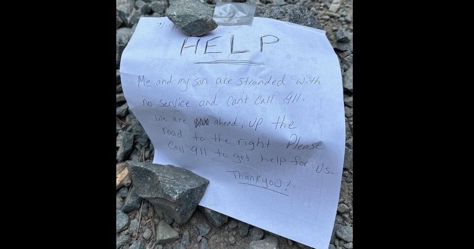 Handwritten-notes-help-searchers-find-mom-and-son-who-got.jpg