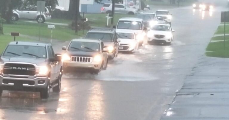 Heavy-rain-slams-Louisianas-Gulf-Coast.jpg
