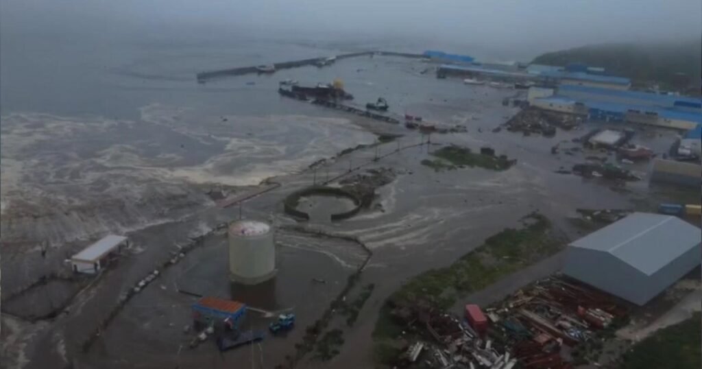 Heres-what-experts-say-about-tsunami-warnings-in-Hawaii-Japan.jpg