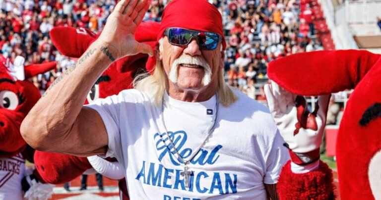 Hulk-Hogan-pro-wrestling-legend-dies-at-71.jpg