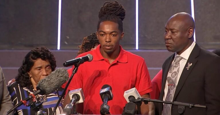 Jacksonville-man-beaten-by-police-during-traffic-stop-says-he.jpg