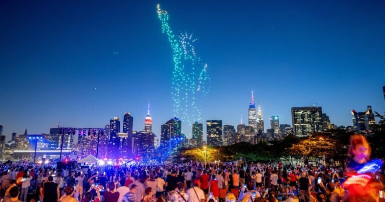 July-4th-drone-shows-will-light-up-skies-in-dozens.jpg