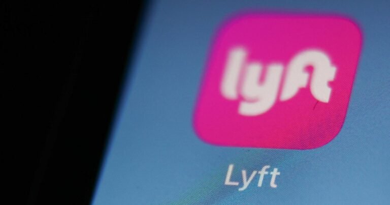 New-Lyft-feature-lets-riders-favorite-drivers-they-want-to.jpg