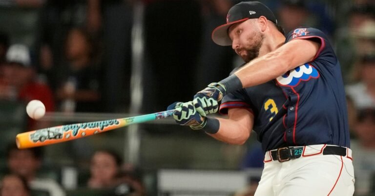 Seattles-Cal-Raleigh-wins-2025-Home-Run-Derby-first-catcher.jpg