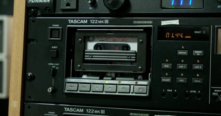 Smithsonian-racing-to-save-rare-audio-recordings-stored-on-cassette.jpg