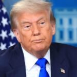 Stocks-slump-after-Trump-threatens-new-tariffs-on-more-than.jpg