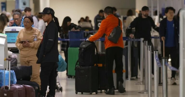 Tens-of-millions-of-Americans-are-traveling-for-the-Fourth.jpg