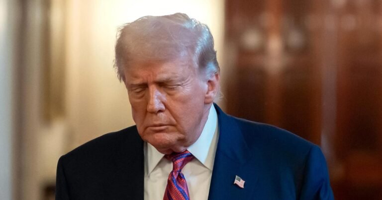 Trump-files-10-billion-lawsuit-over-Wall-Street-Journals-Jeffrey.jpg