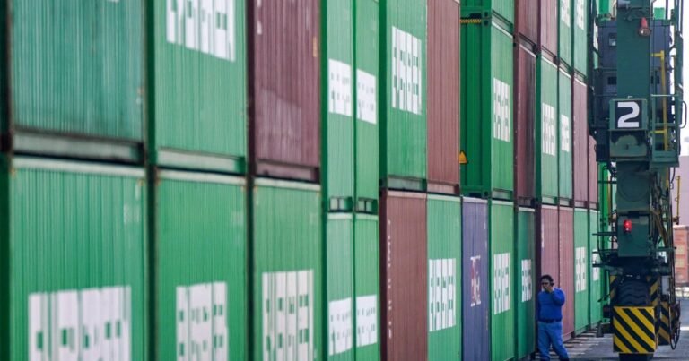 Trumps-latest-tariff-salvo-fuels-economic-uncertainty-experts-say.jpg