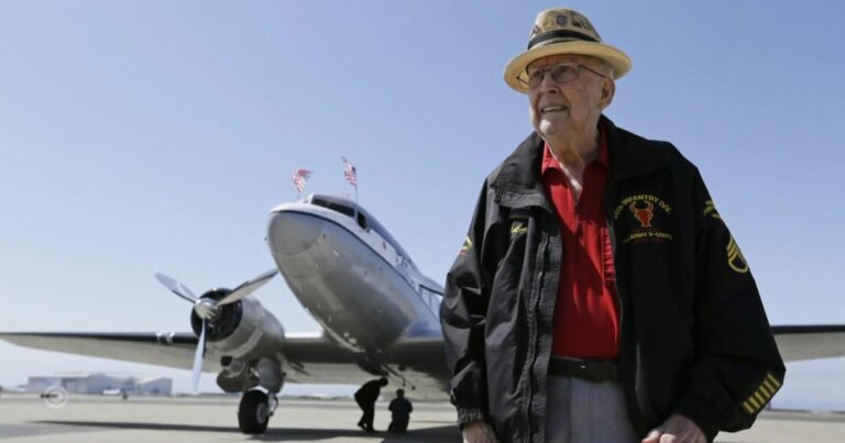 Veteran-TikTok-star-known-as-Papa-Jake-dies-at-102.jpg