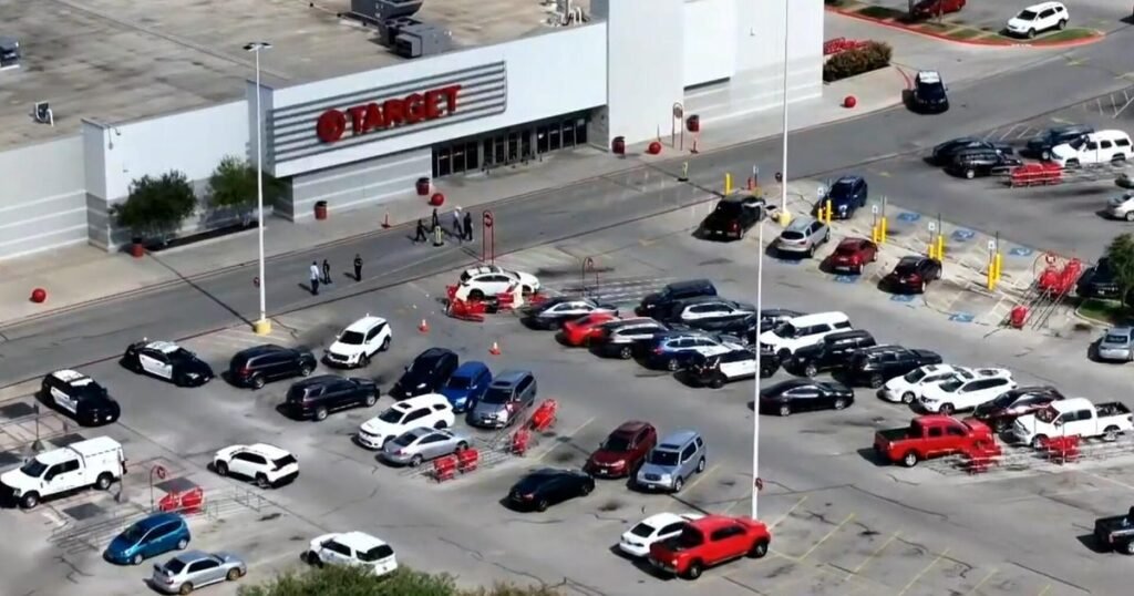 3-killed-in-Texas-Target-parking-lot-shooting.jpg