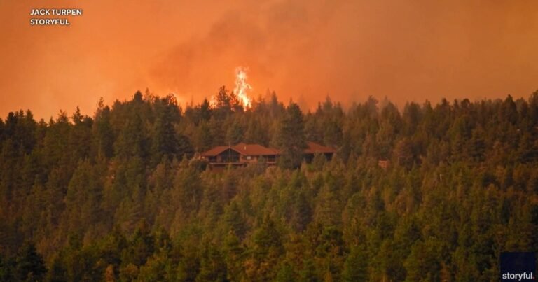 Eye-Opener-Blazing-heat-and-high-winds-fuel-wildfires-in.jpg