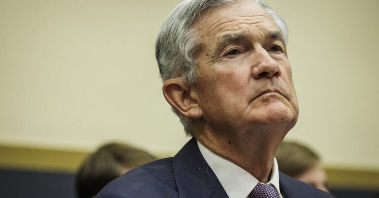 Fed-Chair-Jerome-Powell-is-worried-about-the-job-market.jpg