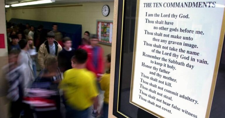 Federal-judge-blocks-Texas-law-requiring-Ten-Commandments-displayed-in.jpg
