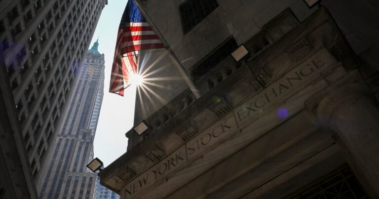 Stock-market-rallies-toward-record-highs-after-better-than-expected-inflation-data.jpg