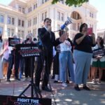 Texas-Democratic-legislators-flee-state-to-protest-GOPs-redistricting-plan.jpg